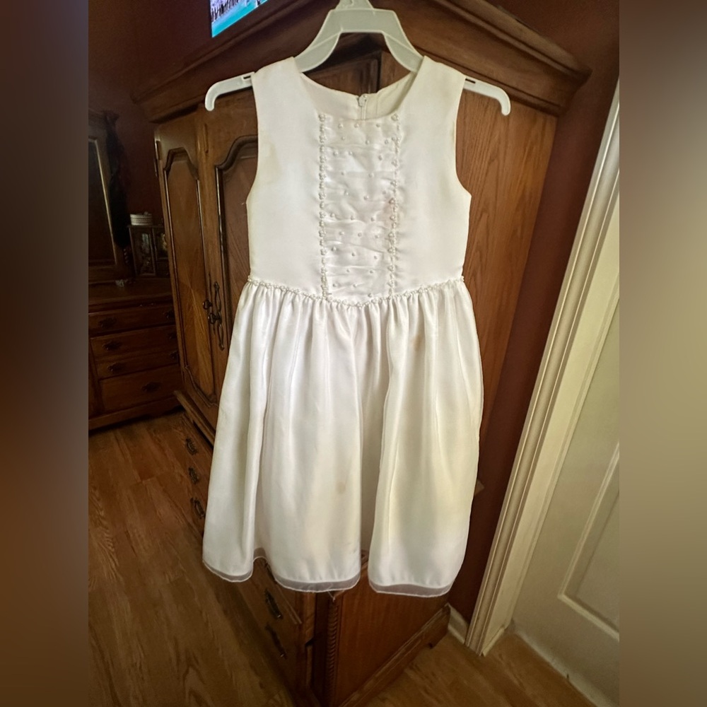 super cute dress worn once!